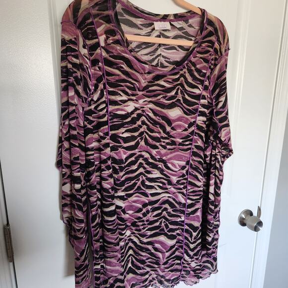 LOGO Layers by Lori Goldstein Zebra Printed Sheer Mesh Top Size 3XL - Picture 3 of 10